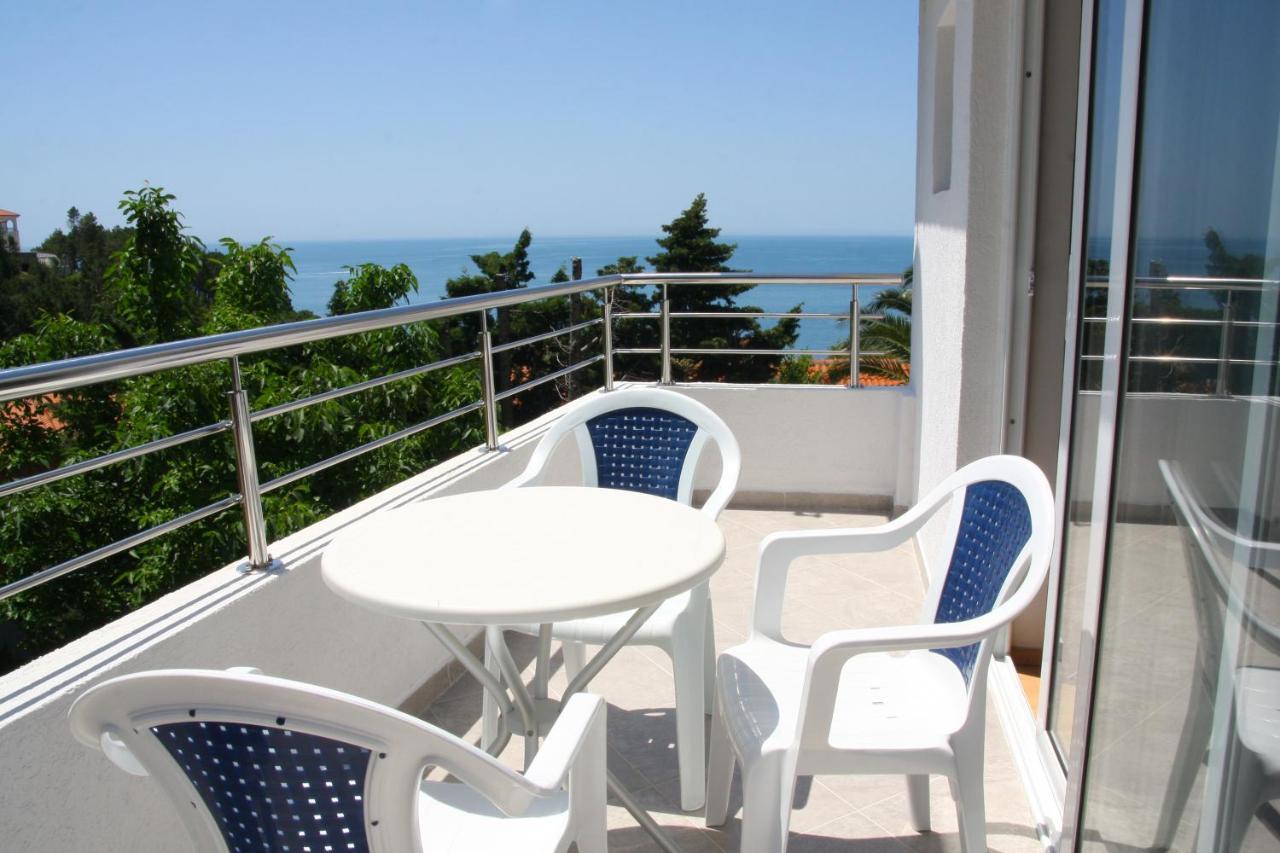 Apartments Antonela Sveti Stefan Chambre photo