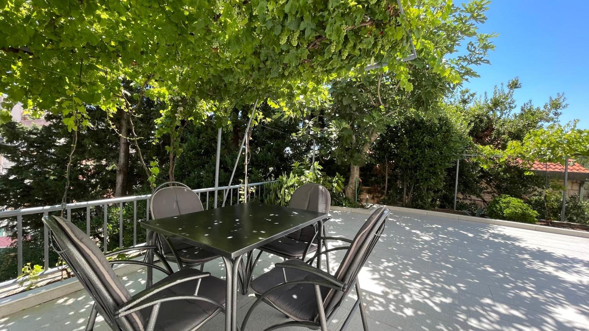 Apartments Antonela Sveti Stefan Extérieur photo