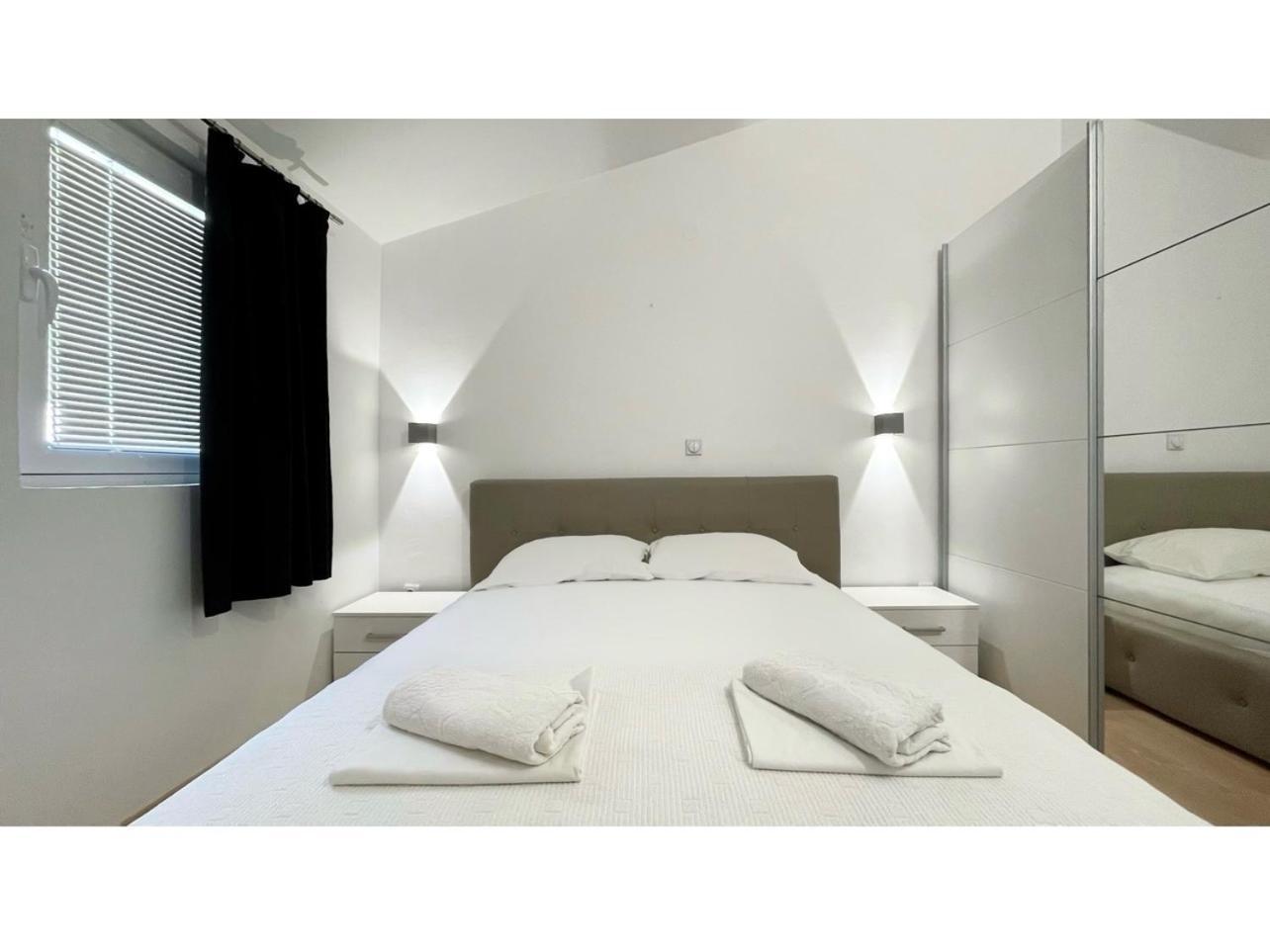 Apartments Antonela Sveti Stefan Extérieur photo